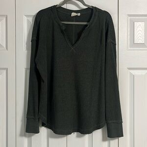 White Crow from Buckle, Green, long sleeve shirt, size Large.